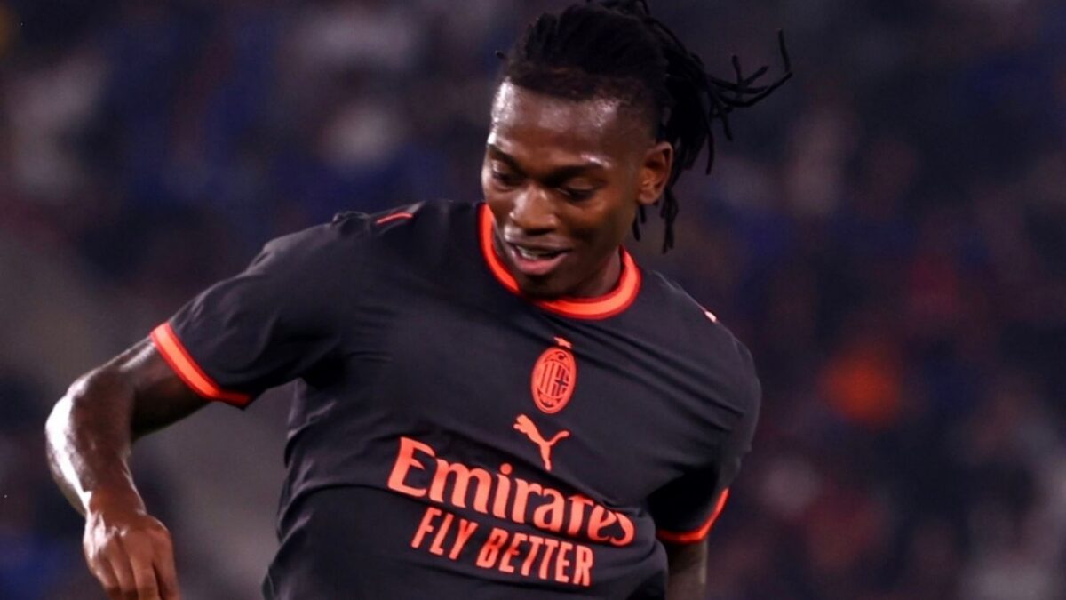 Rafael Leão, attaccante AC Milan, potrebbe lasciare i rossoneri in questo calciomercato estivo 2026