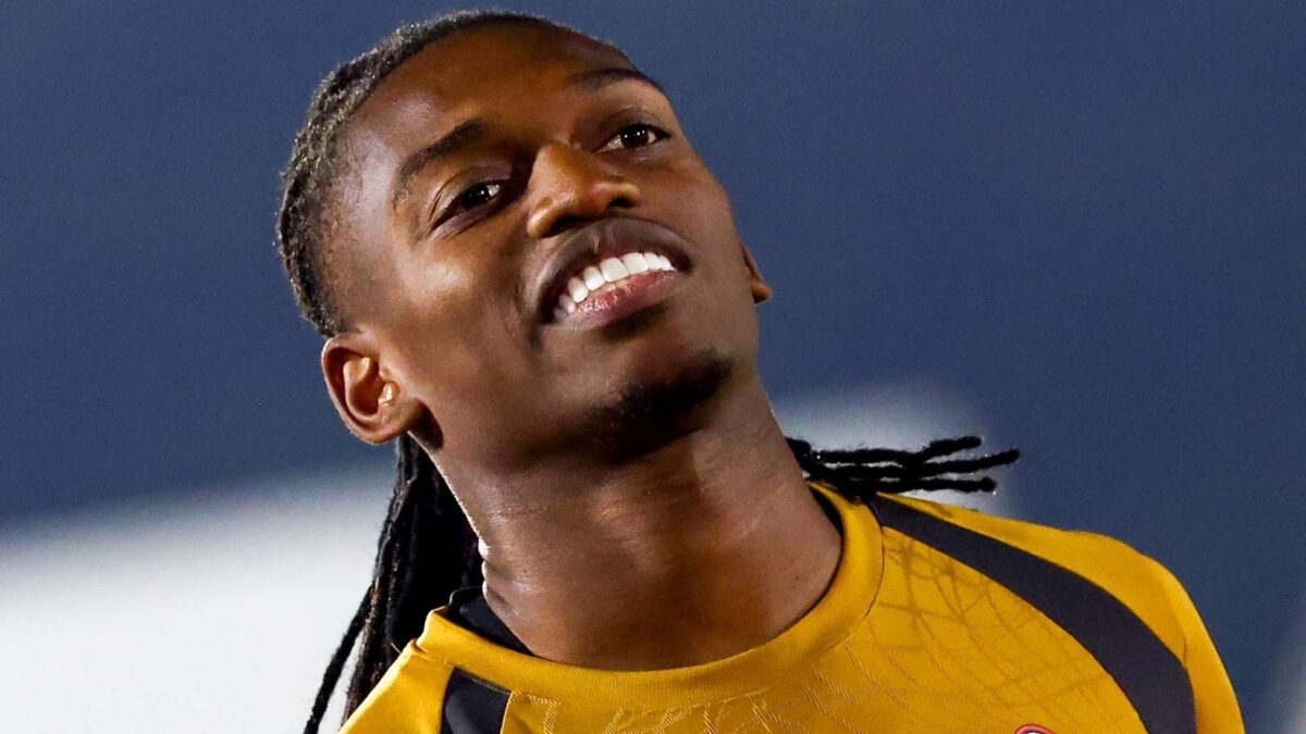afael Leão, attaccante AC Milan, potrebbe lasciare i rossoneri in questo calciomercato estivo 2026