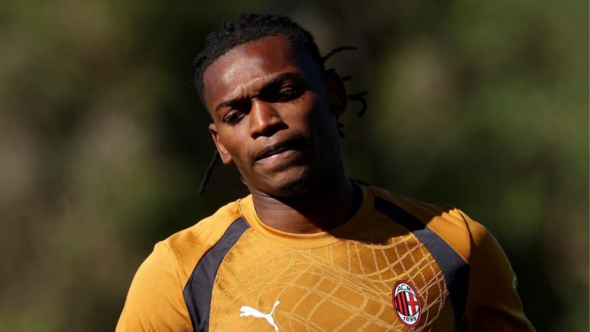 Rafael Leão, attaccante AC Milan, potrebbe andare via dai rossoneri in questo calciomercato estivo 2026