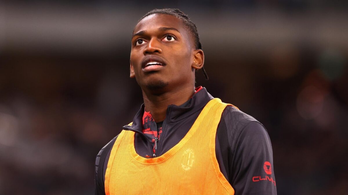 Rafael Leão, attaccante AC Milan, potrebbe lasciare i rossoneri in questo calciomercato estivo 2026