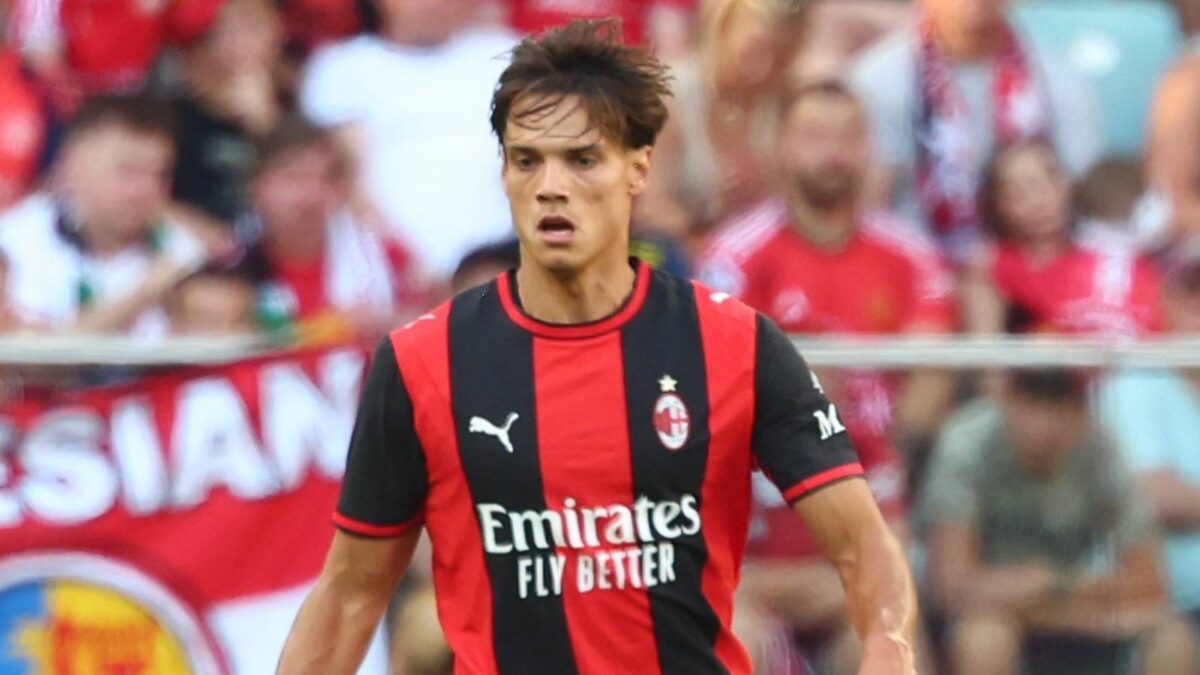 Samuele Ricci, centrocampista AC Milan, potrebbe lasciare i rossoneri in questo calciomercato estivo 2026