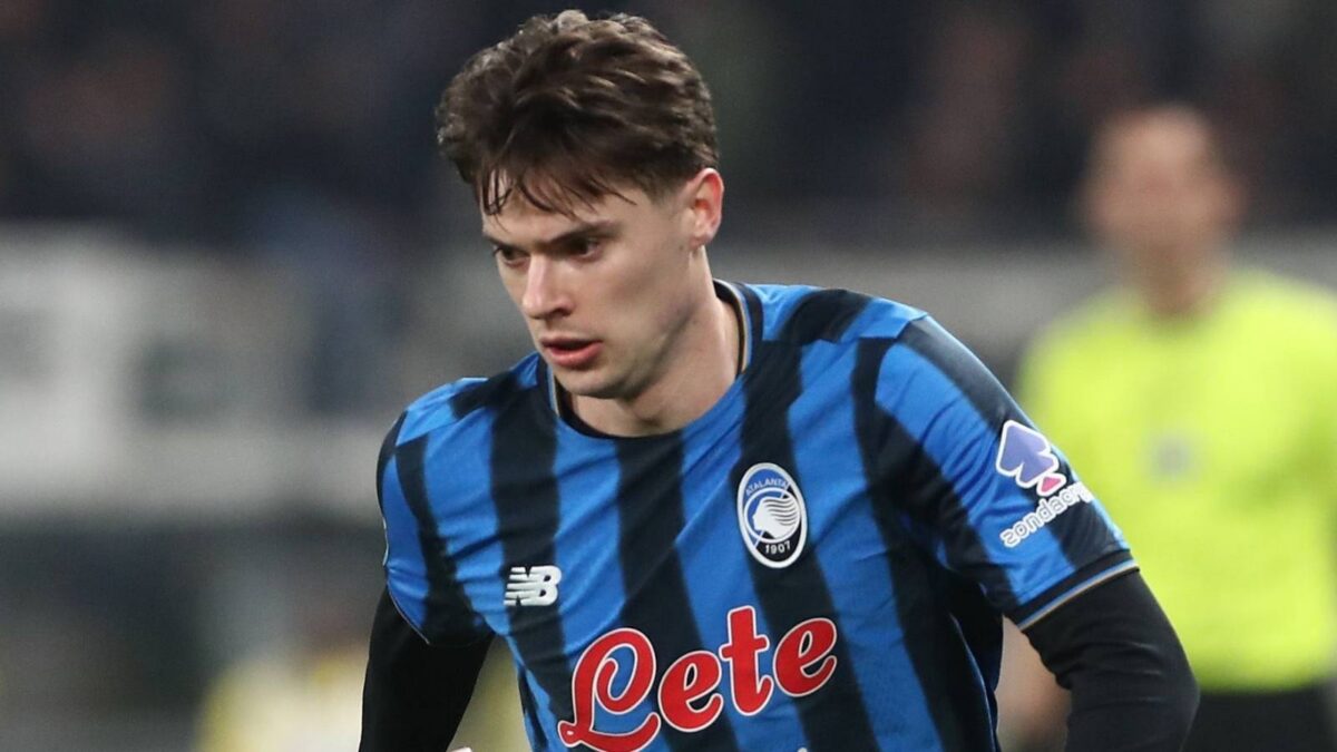 Nicola Zalewski, difensore Atalanta, è un obiettivo del Milan per il calciomercato estivo 2026