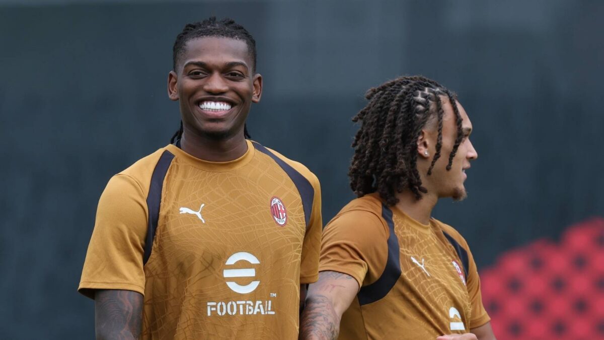 Milan, intrigo Rafael Leão: il Diavolo non si smuove. Decisione rischiosa, ma strategia chiara
