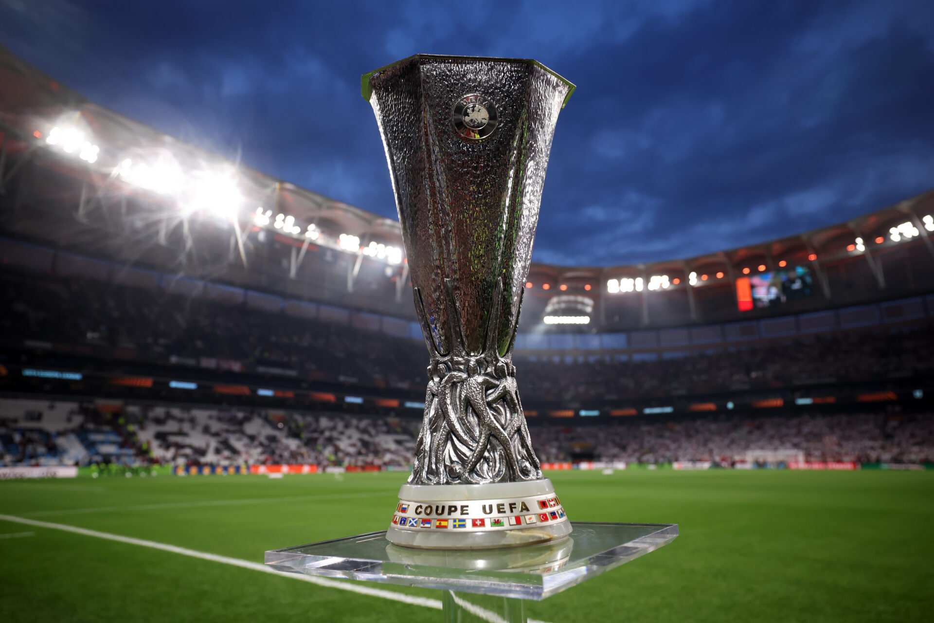europa league 26 27 date sorteggi e il calendario completo del milan da Pianetamilan.it europa league 26 27 date sorteggi e il calendario completo del milan