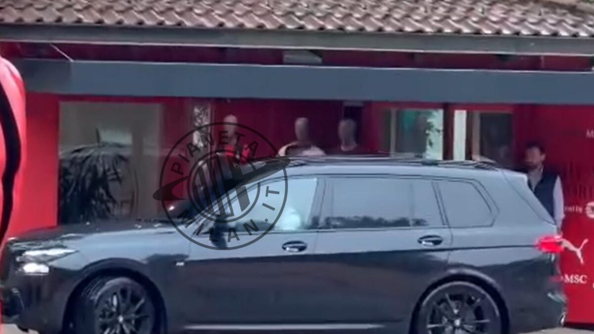 milan cardinale 232 arrivato al centro sportivo di milanello pm da Pianetamilan.it milan cardinale 232 arrivato al centro sportivo di milanello pm