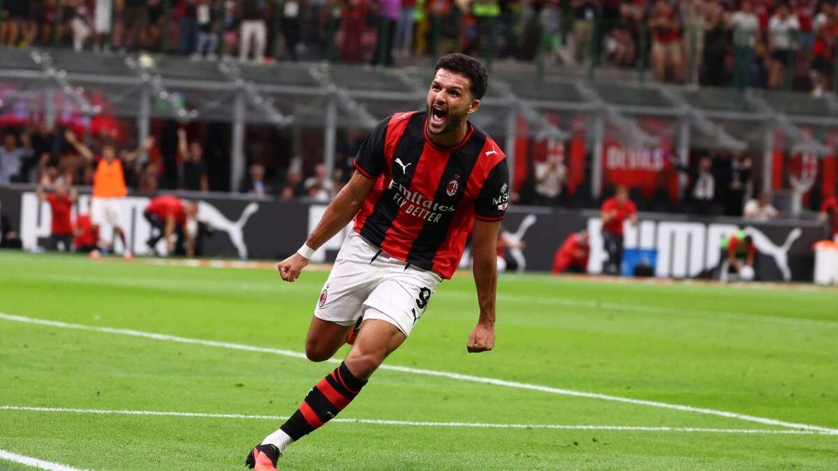 Gonçalo Ramos, attaccante AC Milan, esulta per il suo gol in Milan-Venezia 2-0 (Serie A 2026-2027)