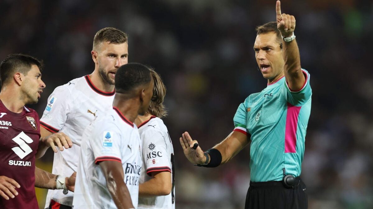 L'arbitro Luca Zufferli non ha concesso un calcio di rigore in Torino-Milan 1-2 (Serie A 2026-2027): la moviola della partita
