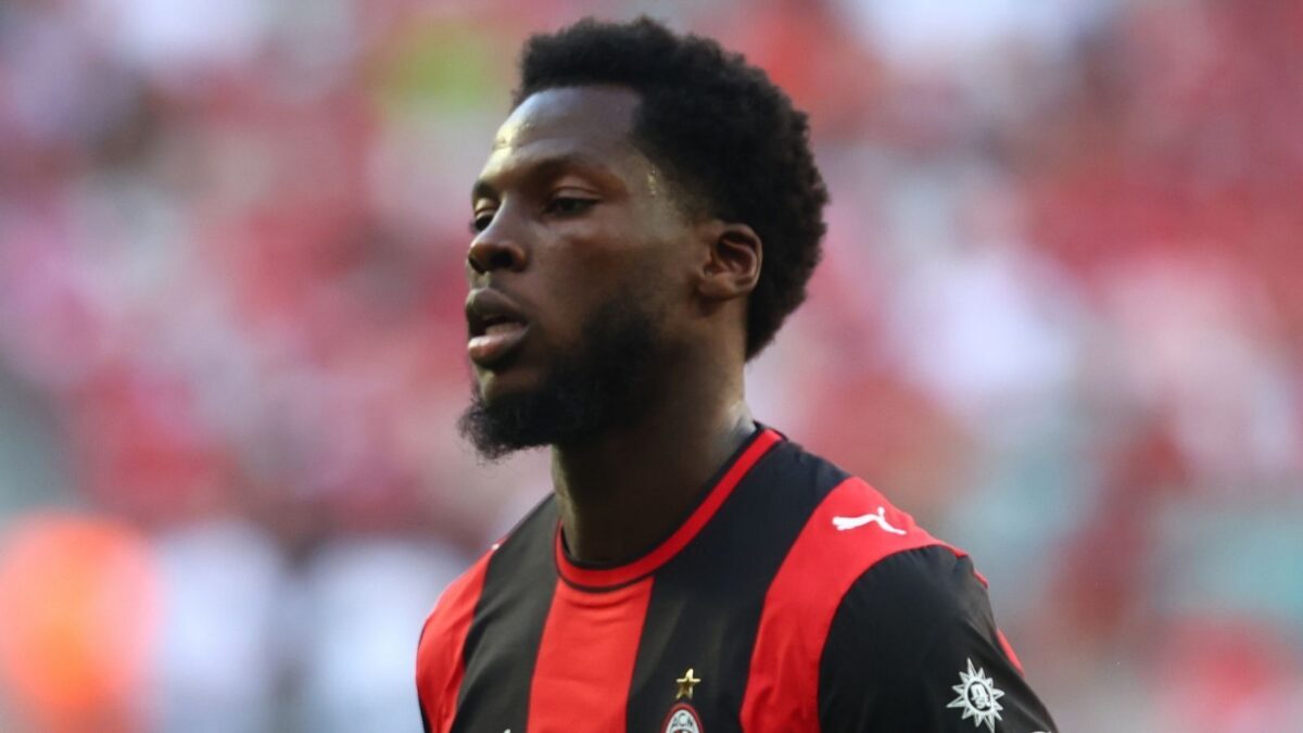 Yunus Musah, centrocampista AC Milan, giocherà titolare questa sera a Torino: le probabili formazioni della partita