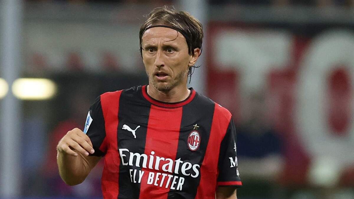 Luka Modrić, centrocampista AC Milan, qui durante Milan-Venezia 2-0 (Serie A 2026-2027)