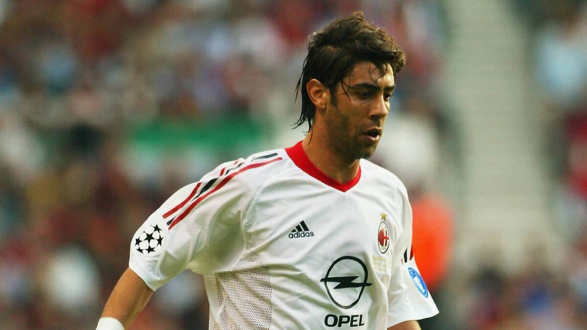 Milan e Benfica, cuore a metà per Rui Costa: la storia in rossonero, l'aneddoto di Galliani e i trionfi
