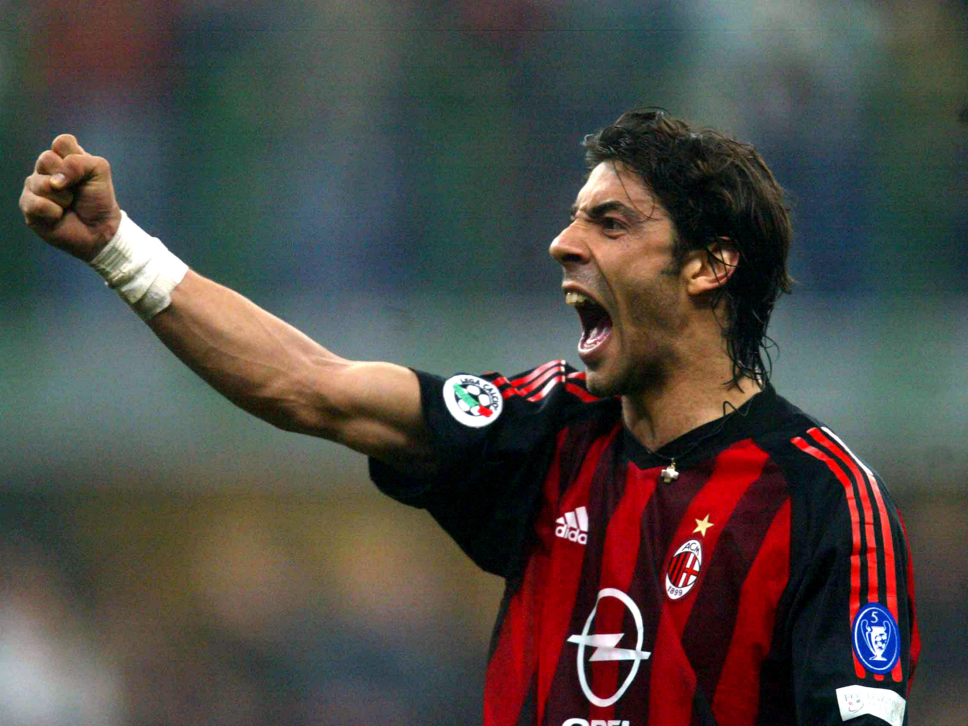 milan san siro riabbraccia rui costa il portoghese fare parte di questa storia mi riempie d orgoglio da Pianetamilan.it milan san siro riabbraccia rui costa il portoghese fare parte di questa storia mi riempie d orgoglio