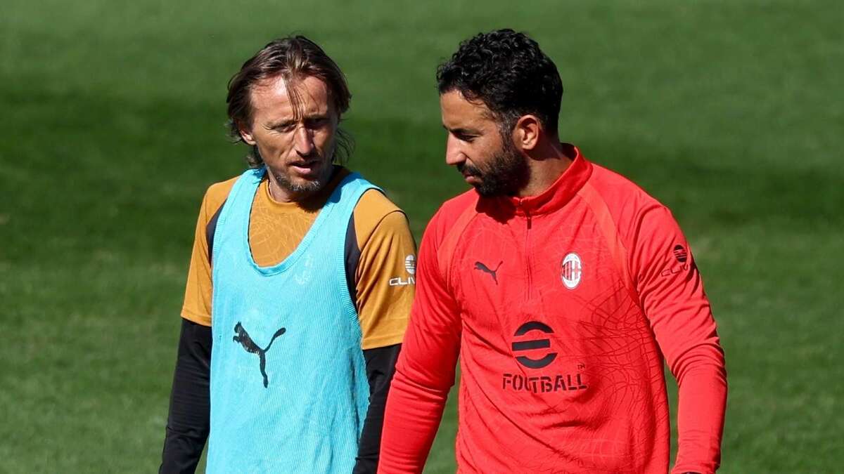 Milan, Amorim in conferenza stampa