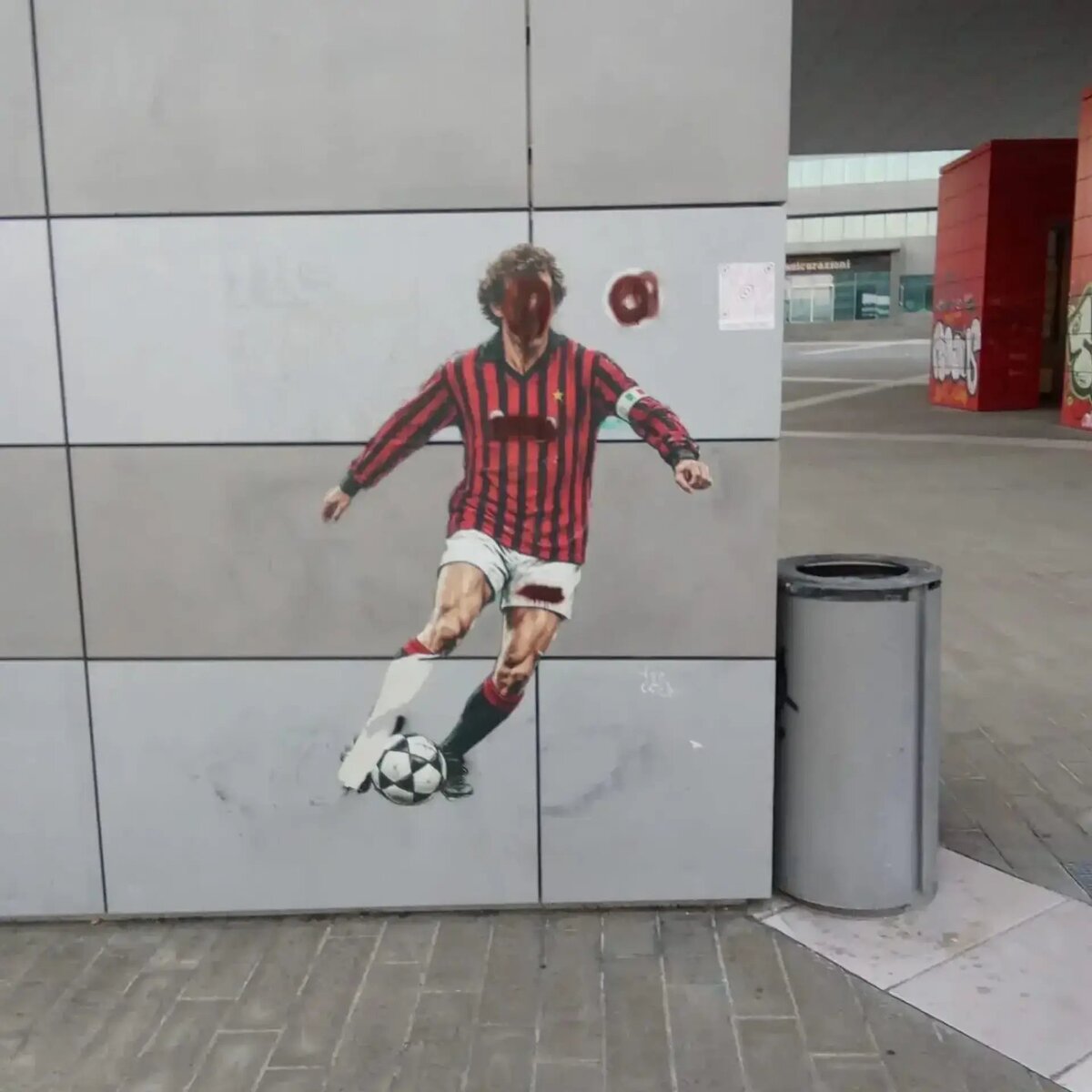 Murale_Baresi_Casa_Milan_Vandalizzato