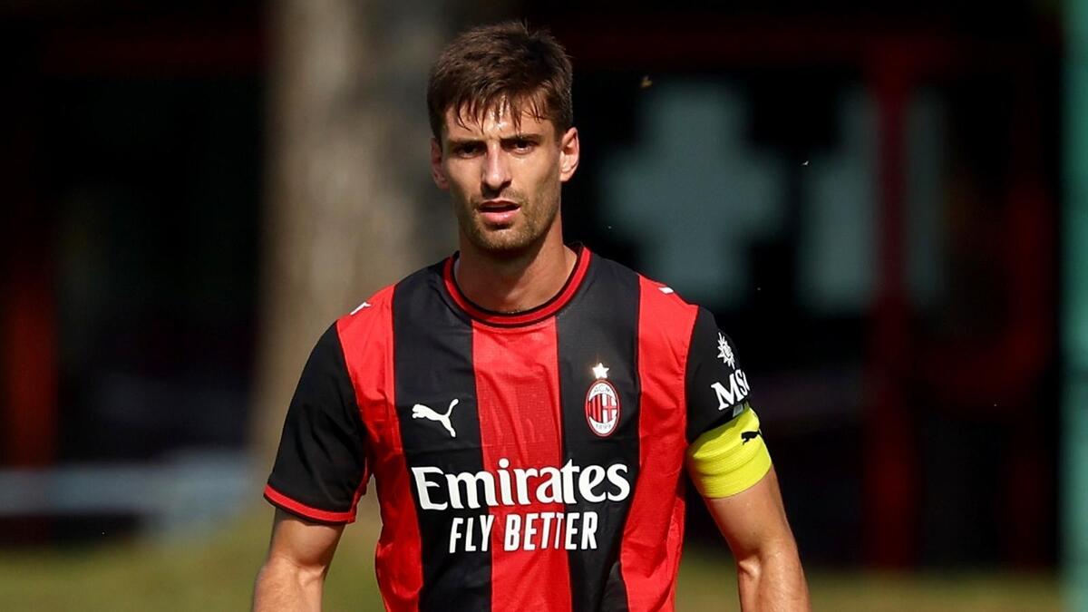 Matteo Gabbia (difensore AC Milan), qui durante l'amichevole Milan-Padova 1-1 disputata a porte chiuse a Milanello