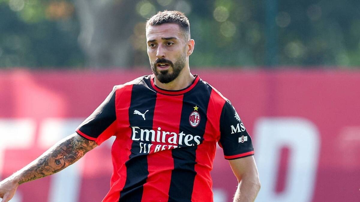 Mario Gila (difensore AC Milan), qui durante l'amichevole Milan-Padova 1-1 a Milanello