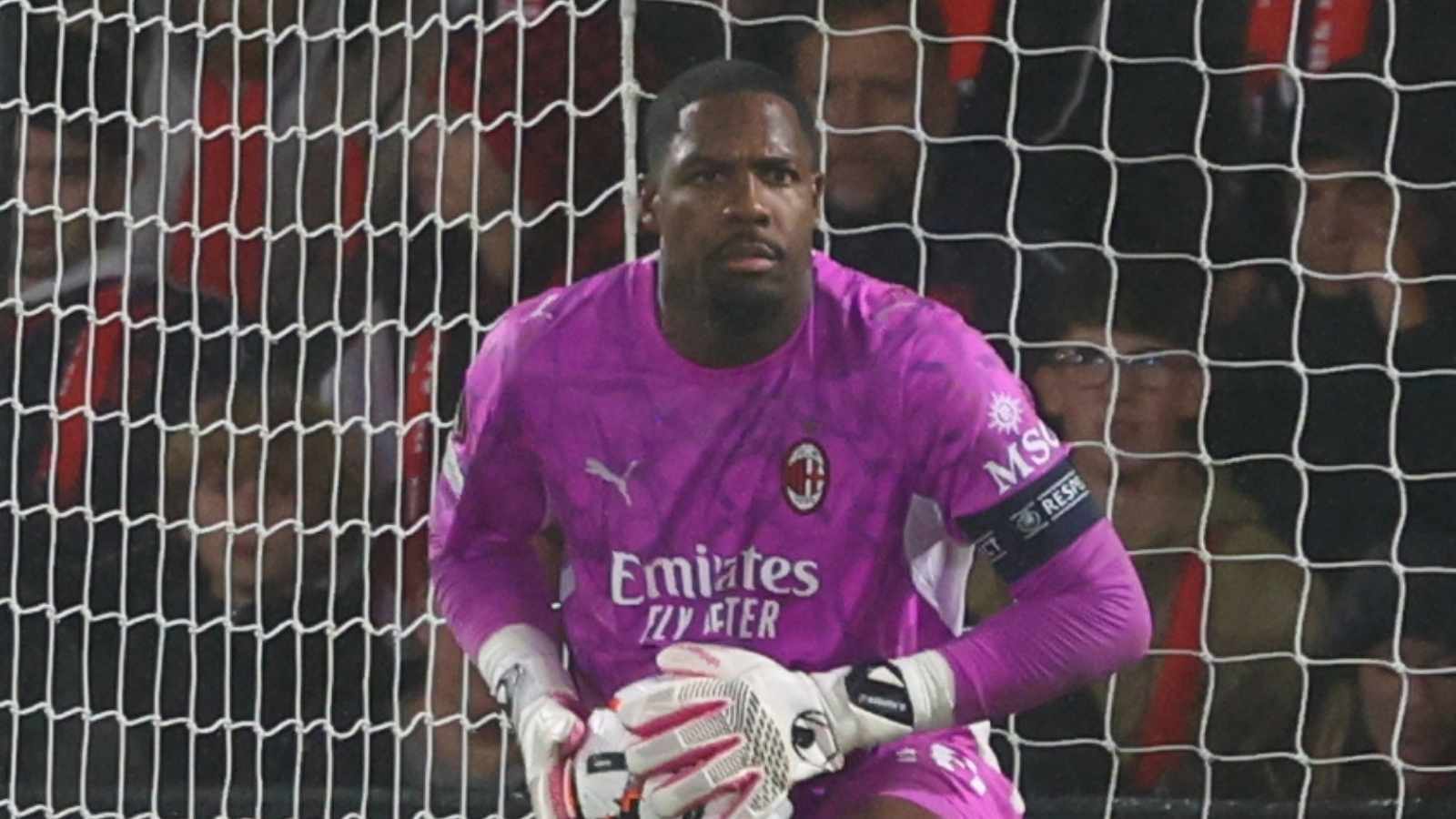 maignan e un rosso che pesa si 232 scusato con il gruppo milan il retroscena e le stroncature in pagella da Pianetamilan.it maignan e un rosso che pesa si 232 scusato con il gruppo milan il retroscena e le stroncature in pagella