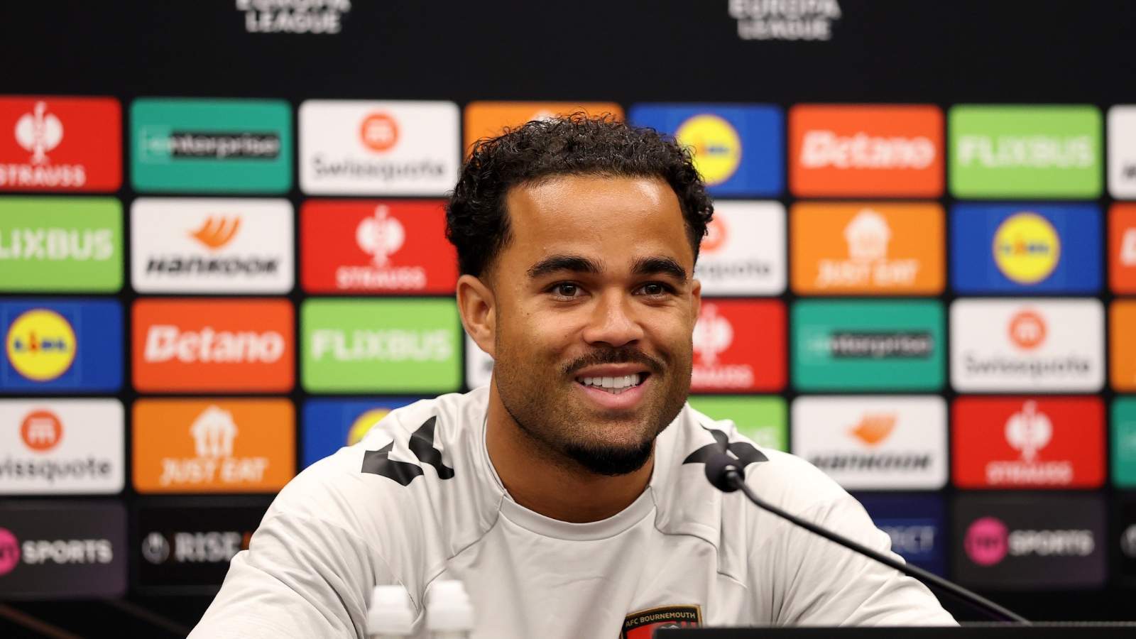 bournemouth kluivert sar224 dura per il milan che onore giocare contro modric e su pap224 patrick da Pianetamilan.it bournemouth kluivert sar224 dura per il milan che onore giocare contro modric e su pap224 patrick