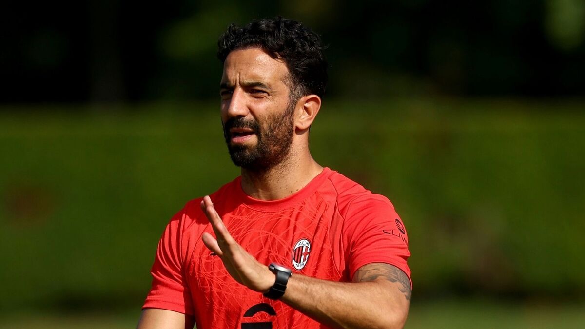 Rúben Amorim (allenatore AC Milan) potrebbe ritrovare in rossonero Joshua Zirkzee nel calciomercato invernale 2027
