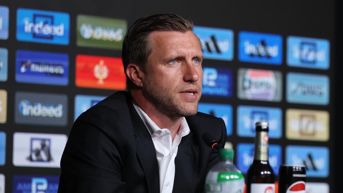 Markus Krösche saluta l'Eintracht Francoforte