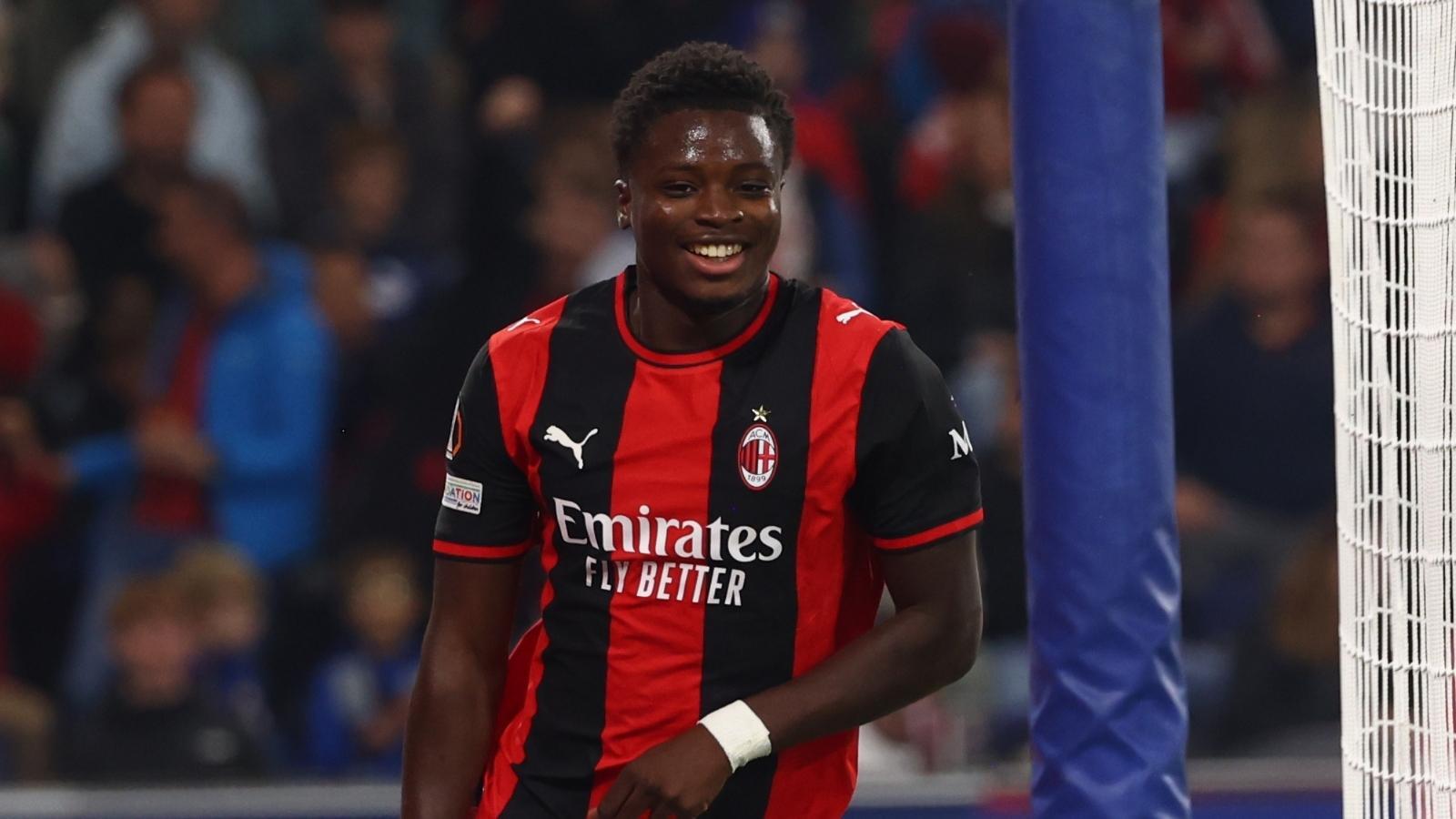 milan cisse dopo aver steso il rb salisburgo bel rapporto con amorim camarda il gol arriver224 da Pianetamilan.it milan cisse dopo aver steso il rb salisburgo bel rapporto con amorim camarda il gol arriver224
