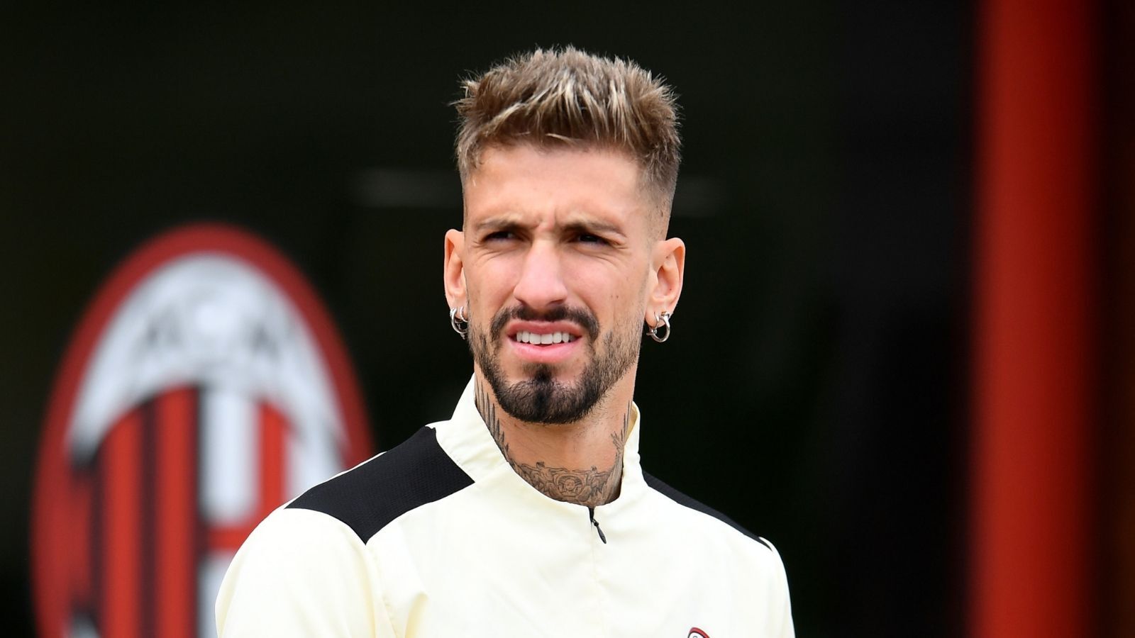 castillejo in vista del derby spero che vinca il milan ma ci sono due aspetti da non sottovalutare da Pianetamilan.it castillejo in vista del derby spero che vinca il milan ma ci sono due aspetti da non sottovalutare