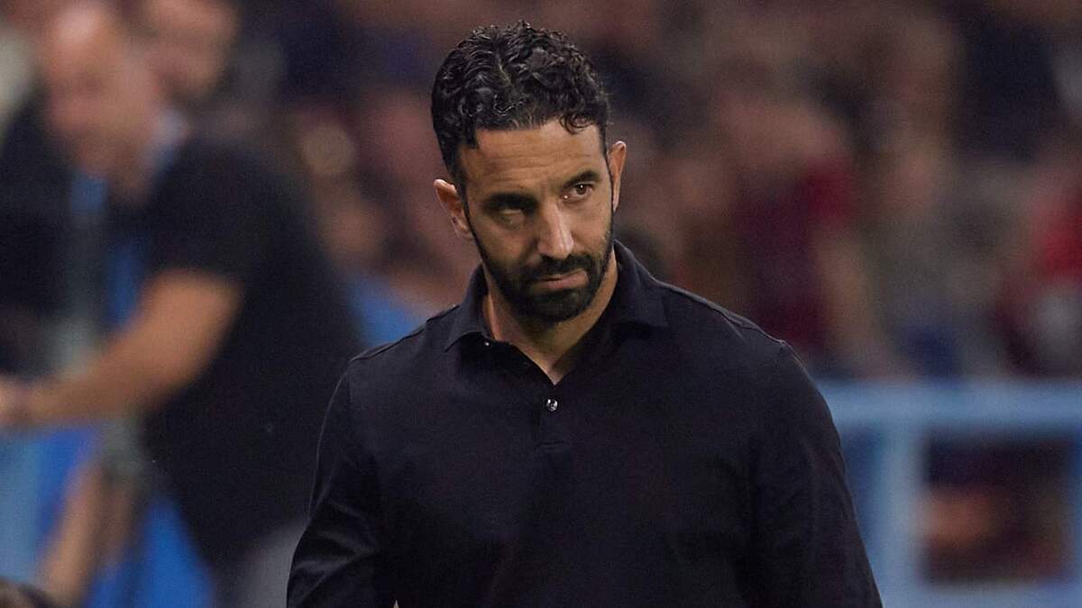Rúben Amorim (allenatore AC Milan), qui durante Sassuolo-Milan 1-1 (Serie A 2026-2027)