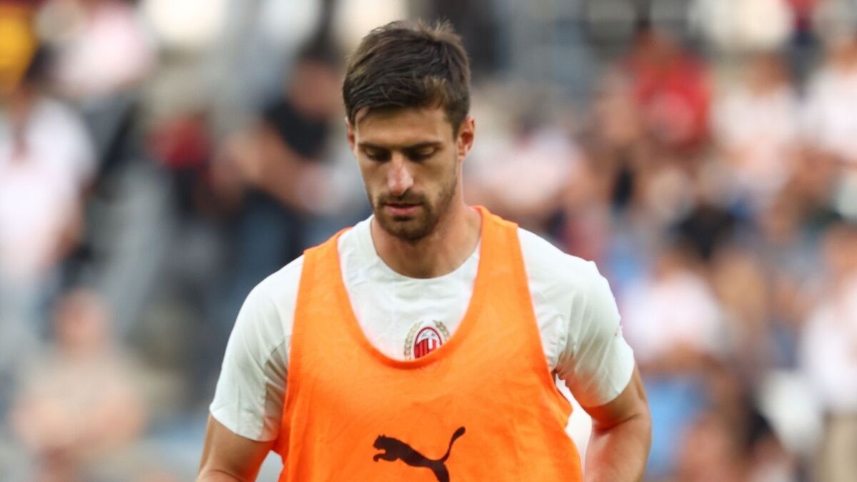 Matteo Gabbia (difensore AC Milan), qui prima di Sassuolo-Milan 1-1 (Serie A 2026-2027)