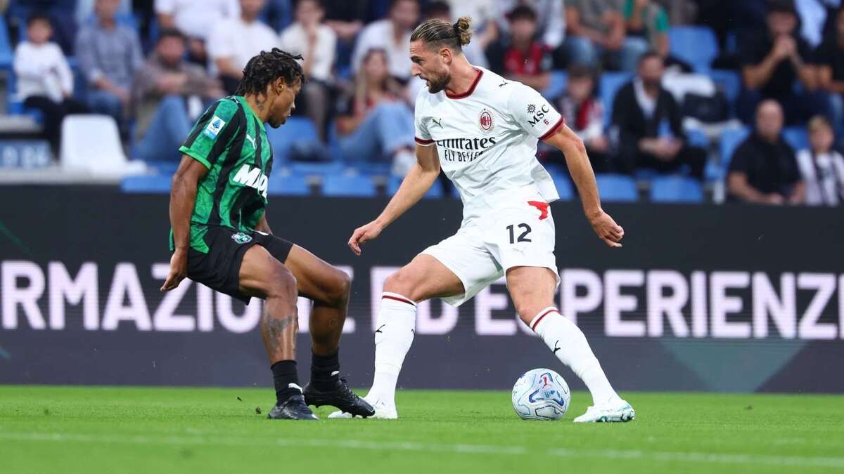 Adrien Rabiot (centrocampista AC Milan), qui durante Sassuolo-Milan 0-0 (Serie A 2026-2027)