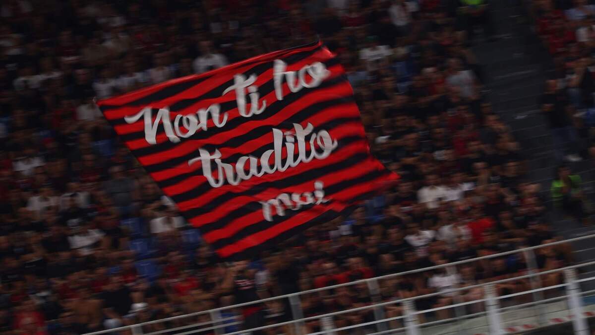 I tifosi del Milan in Curva Sud a 'San Siro'
