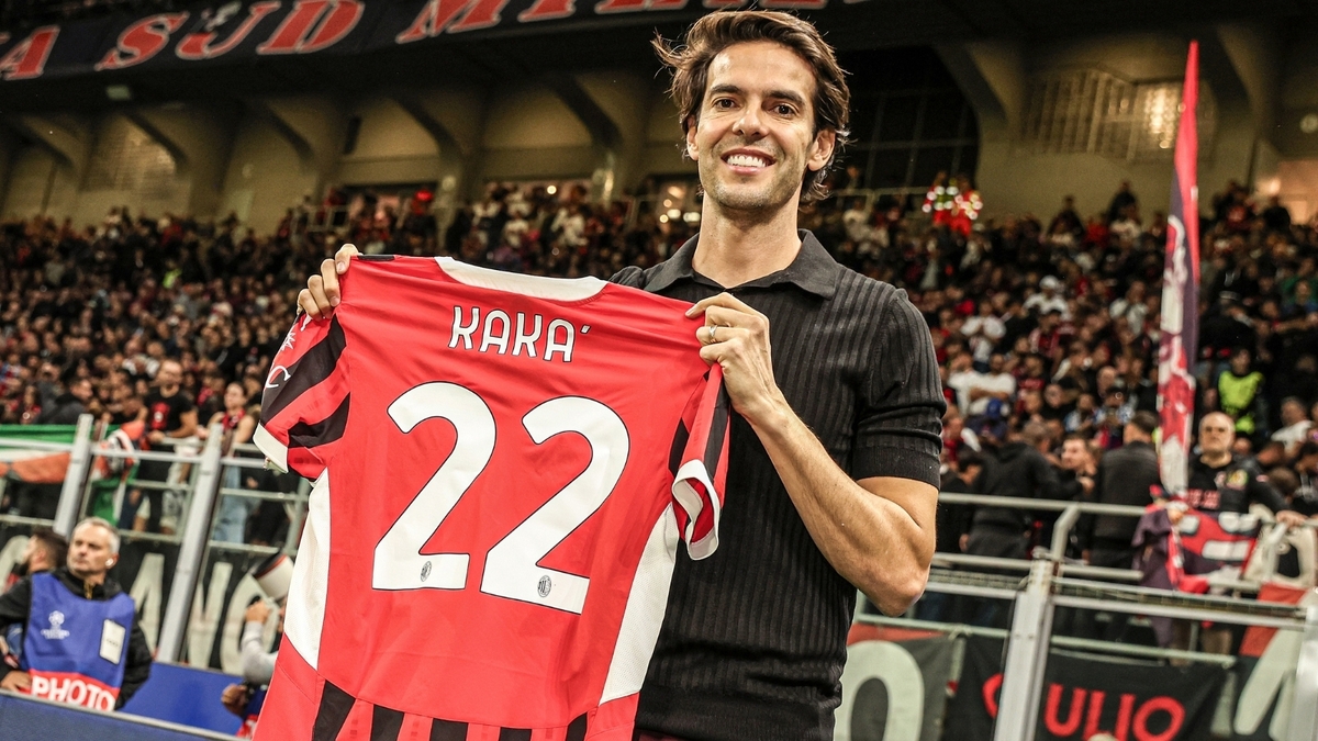 Milan, leggende a San Siro per il derby