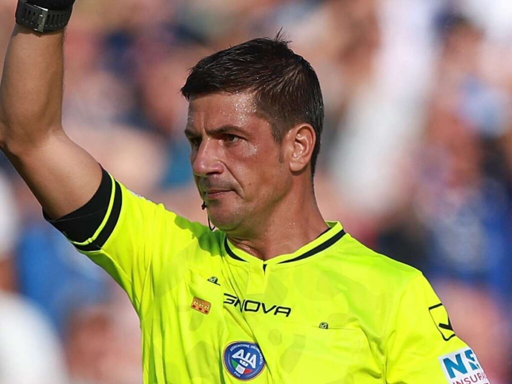 Bologna-Milan, arbitro Manganiello: i precedenti con le due squadre. Ecco chi c'è al VAR
