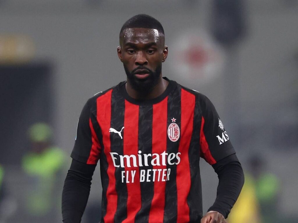 Milan, al Galatasaray piace anche Tomori: il difensore non vuole andare via