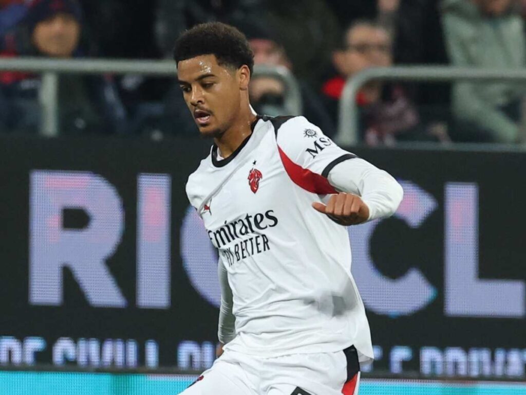 De Winter dopo Cagliari-Milan: "Bartesaghi è molto forte, con un futuro importante"