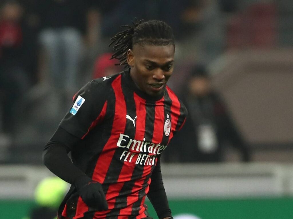 Milan con il dubbio Leao: non è al top, ma vuole esserci contro il Como. La situazione