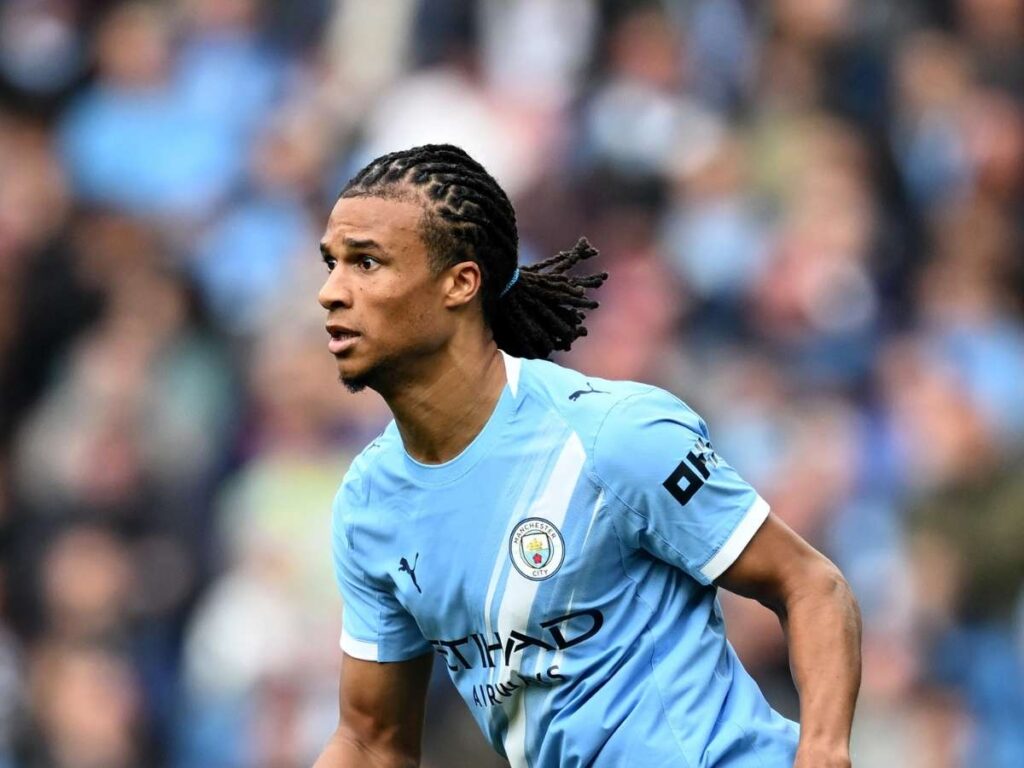 Aké occasione di calciomercato per il Milan. Vuole minuti per il Mondiale: la situazione