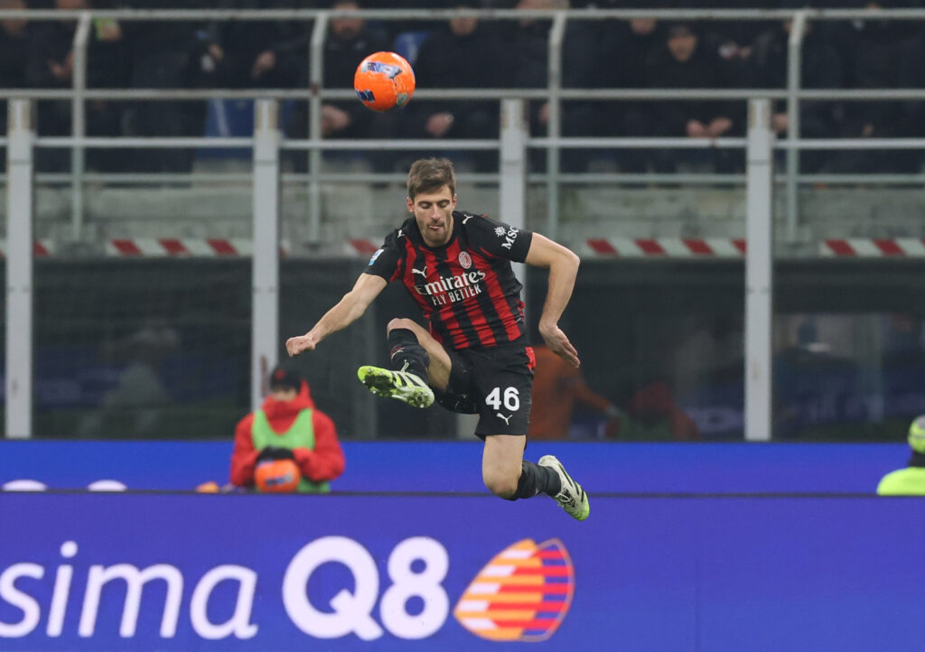 AC Milan v Genoa CFC - Serie A