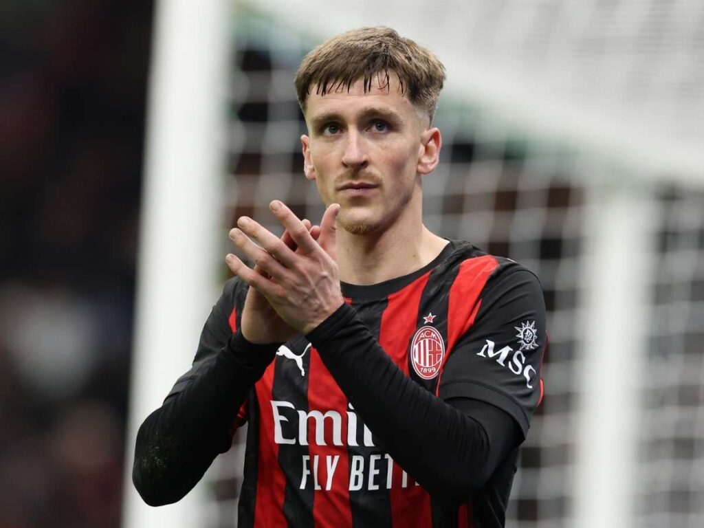Alexis Saelemaekers, esterno del Milan di Allegri, è stato intervistato dal 'Corriere dello Sport'. Tra i temi anche un pensiero sul VAR