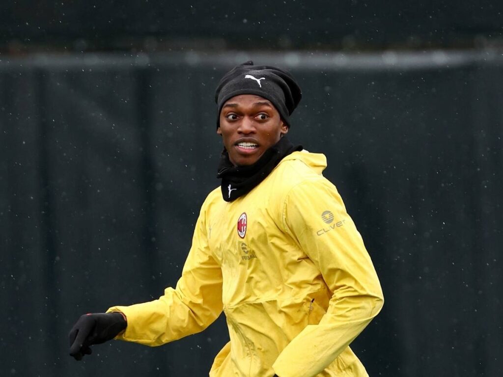 Bologna-Milan, Leao sarà in campo anche se non al top della forma: il punto