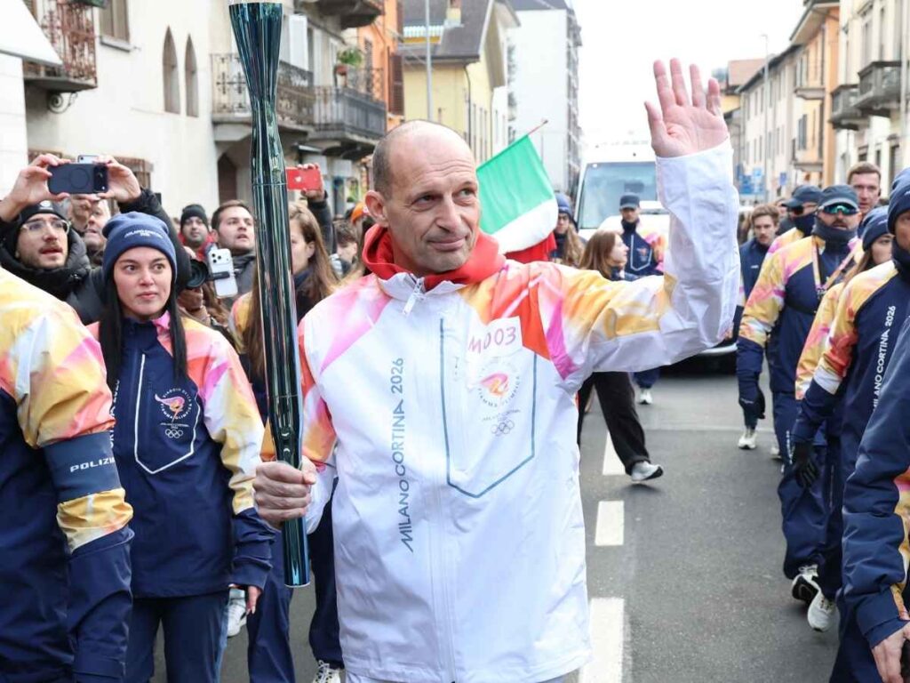 Allegri: "Tedoforo per il viaggio della Fiamma Olimpica, un onore e un'emozione"