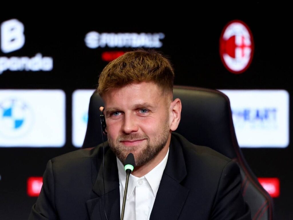 Milan, Fullkrug: "Il 9 per me significare fare gol. Spero di essere all'altezza"