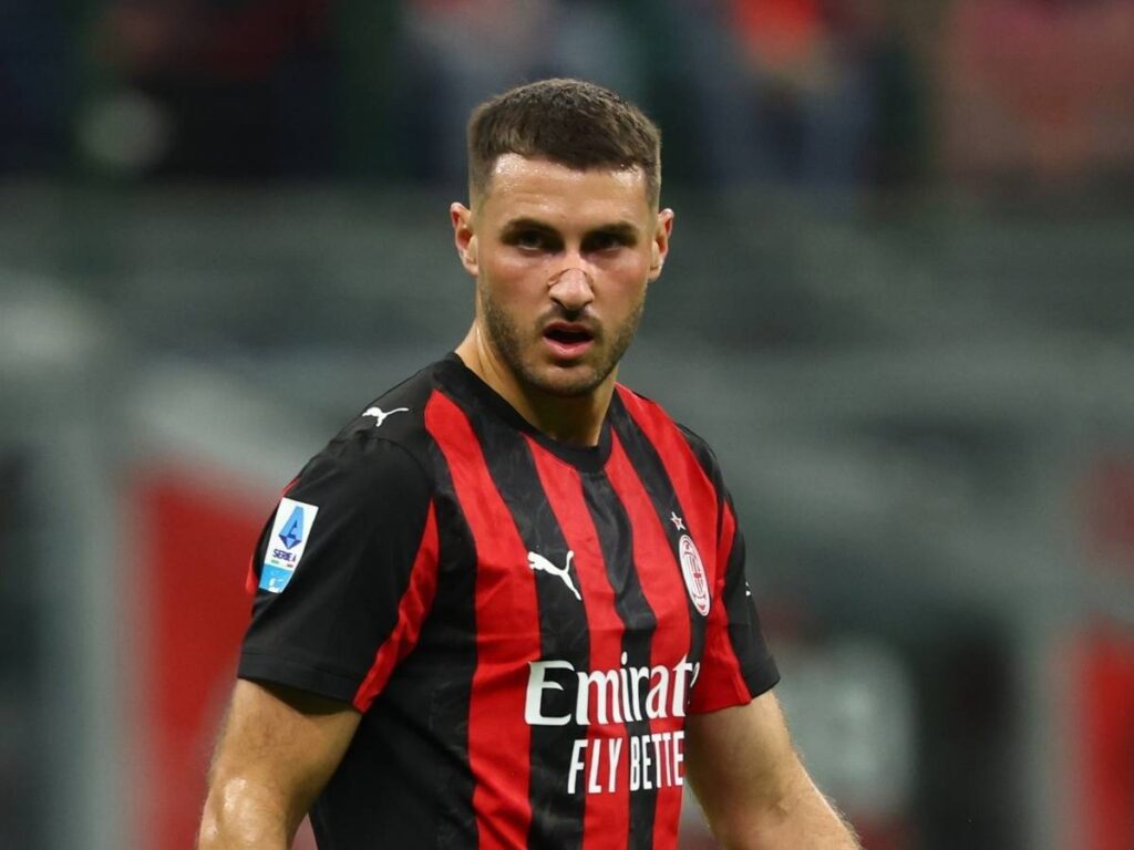 Giménez: "Il Milan si fida di me, mi difende dalle critiche e lo apprezzo. Modric? Vi racconto un aneddoto"
