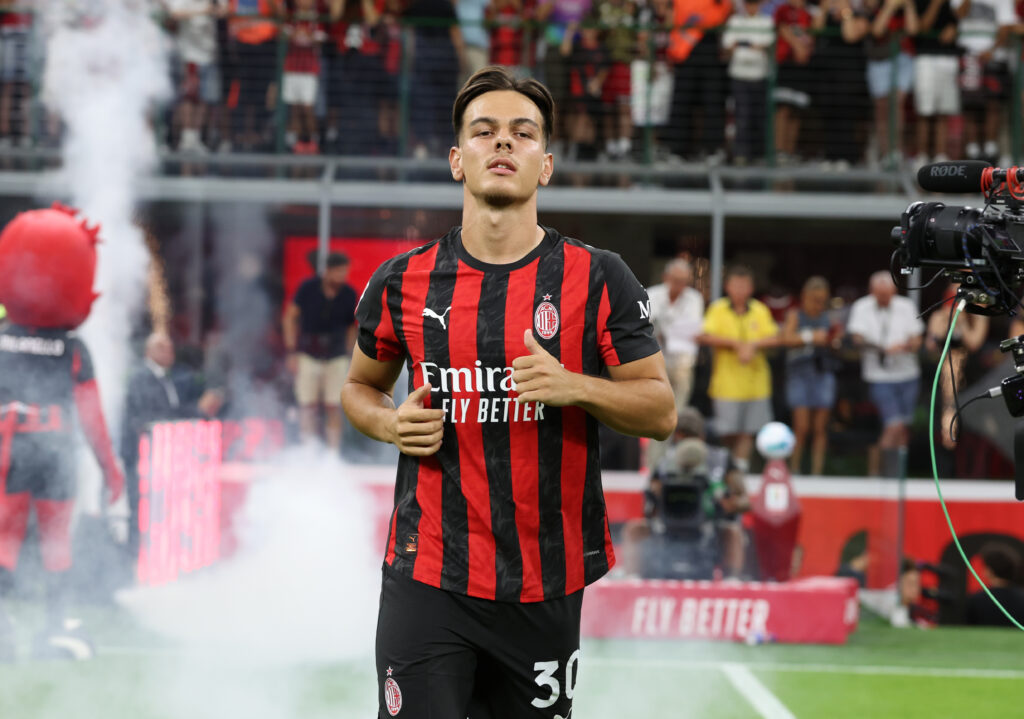 Milan, Jashari trionfa: lo svizzero vince la scarpa d'Oro 2025