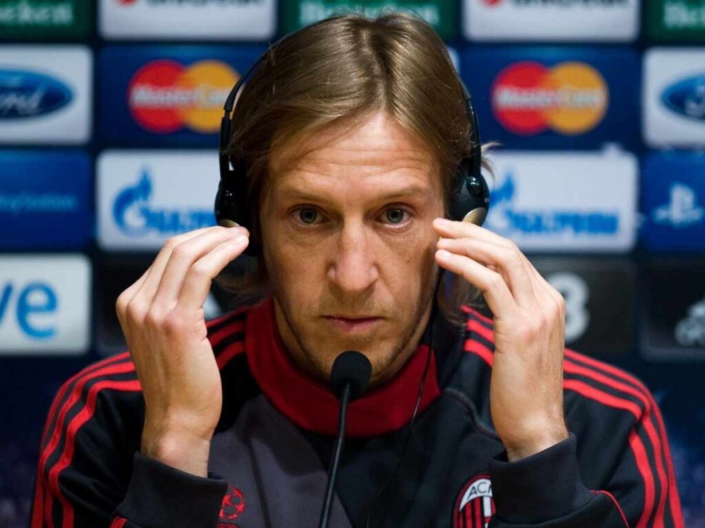 Milan, Ambrosini: "La corsa scudetto sarà a Milano, non ci sono più dubbi"