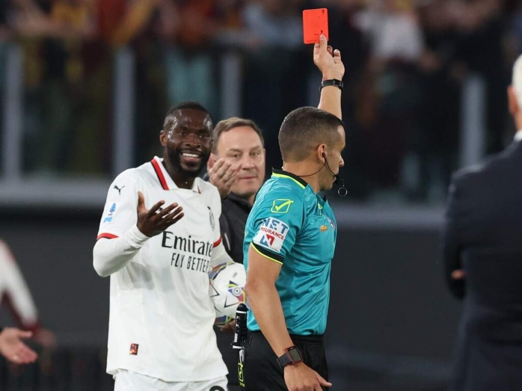 Milan, quanti cartellini rossi dal 2021 in Serie A! E la differenza con l'Inter è siderale