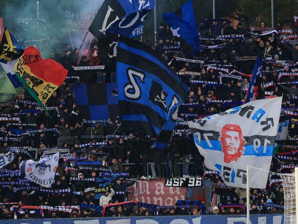 Pisa, la curva carica la squadra in vista del Milan: il comunicato ufficiale