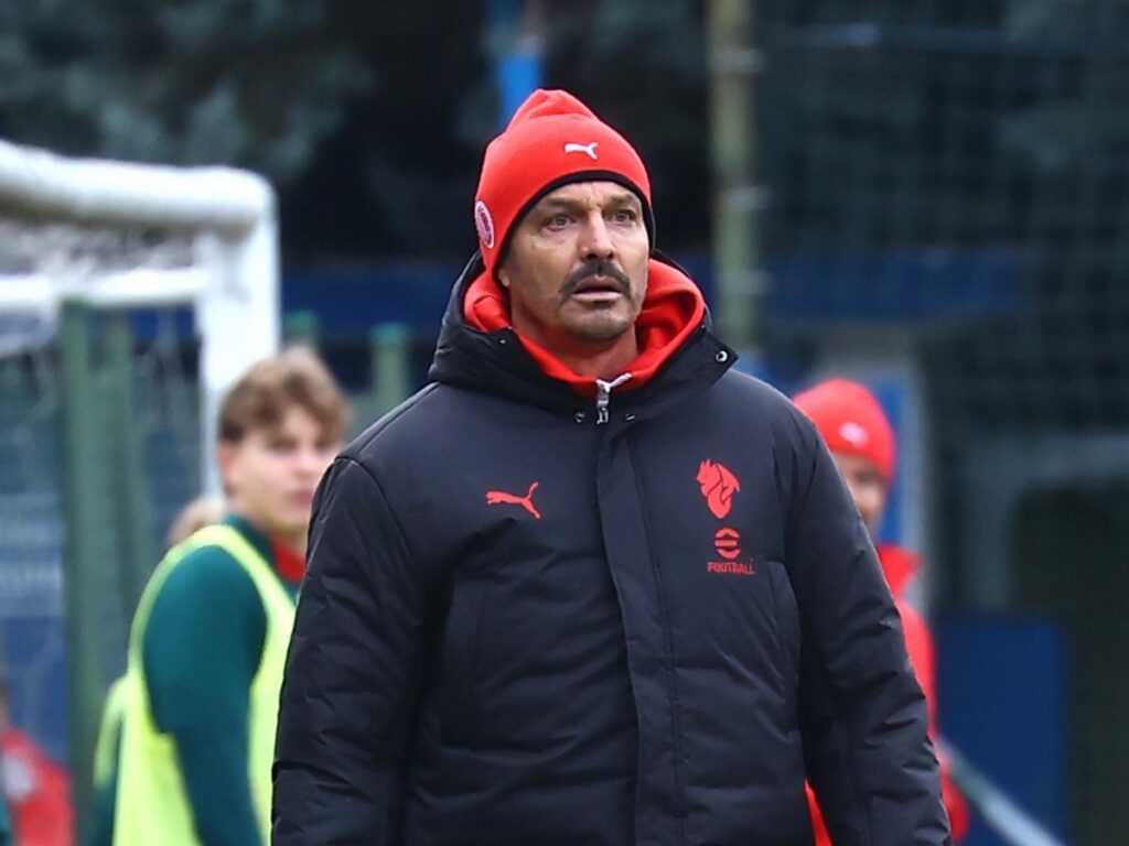 Oddo: "Il leader è quello che parla poco. Paolo Maldini era così. Quando sono arrivato al Milan ..."