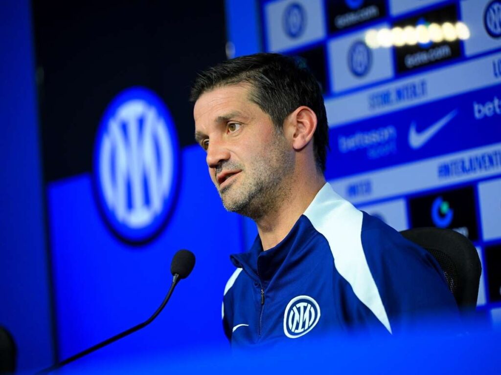 Inter-Juventus, Chivu: "Sempre rispettato le rivali. Scudetto? È lunga..."