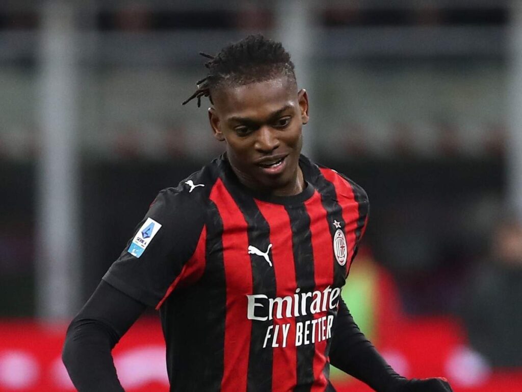 Milan, Leao è di nuovo carico e Allegri lo premia: titolare a Pisa con un obiettivo