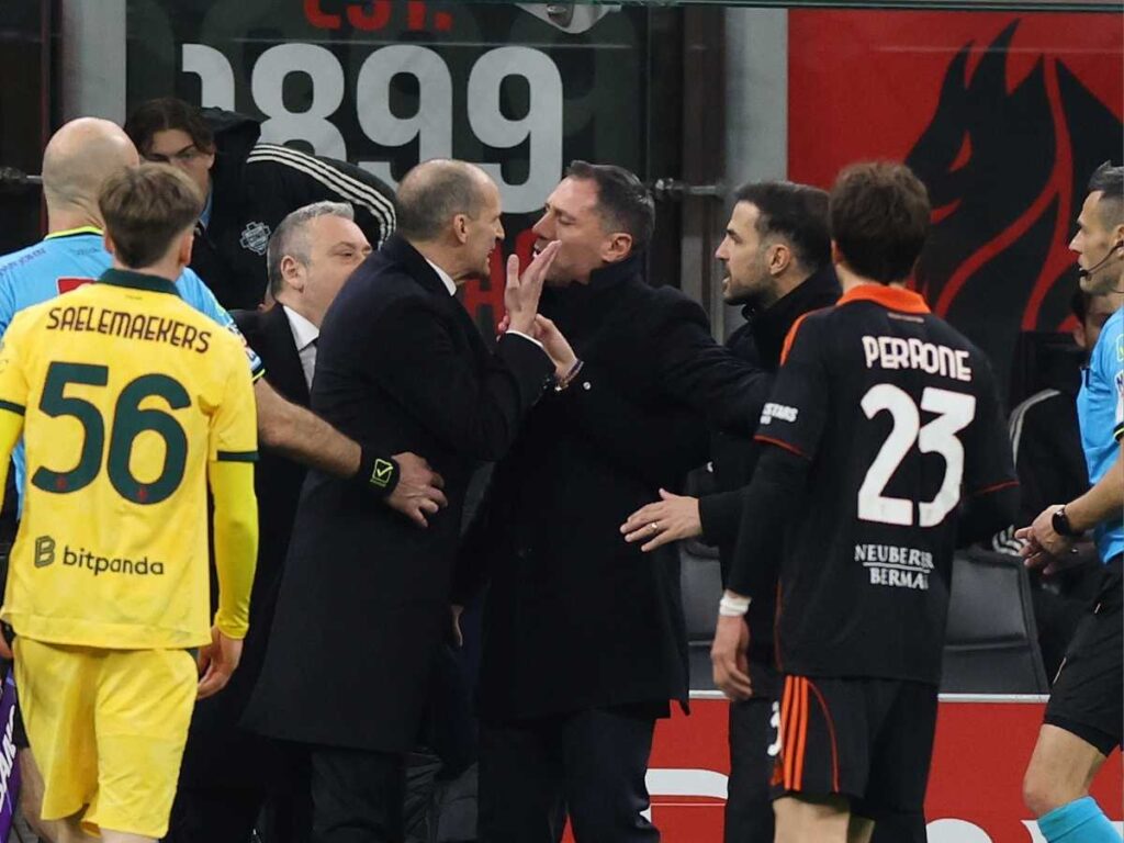 Milan-Como, Fabregas trattiene Saelemaekers: espulso Allegri. Gestione ...