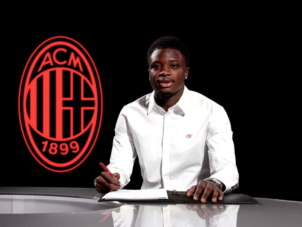 Milan, 10 milioni per Cissè: a Catanzaro fino a fine stagione, poi a luglio da Allegri
